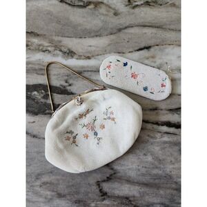 VTG Realpoint‎ de Beauvais Beaded Purse and Coin Holder Floral Made in France